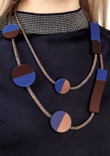 Carica l&#39;immagine nel visualizzatore di Gallery, collana BOLLI bronzo plexiglas
