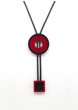 Carica l&#39;immagine nel visualizzatore di Gallery, collana-ring-rosso-plexiglas
